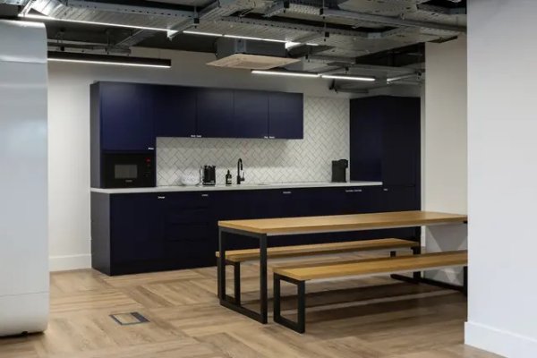 Property at 18 Farringdon Lane, London, EC1R 3AU